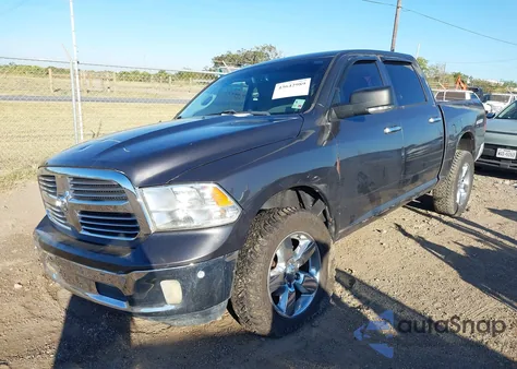 2018 Ram 1500 Big Horn 4X4 5'7 Box z USA, uszkodzony, nr VIN 1C6RR7LT0JS332870